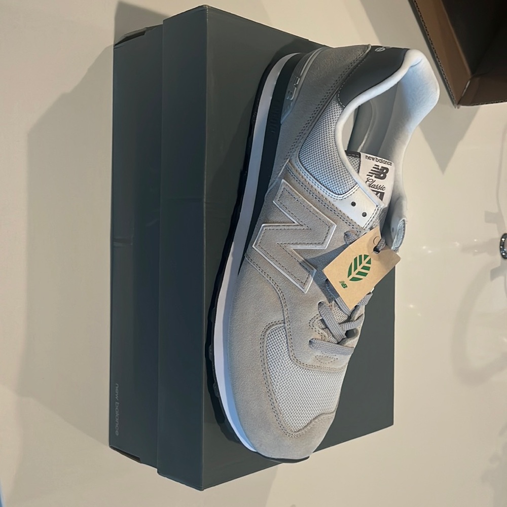 Men’s New Balance 574 get size 17